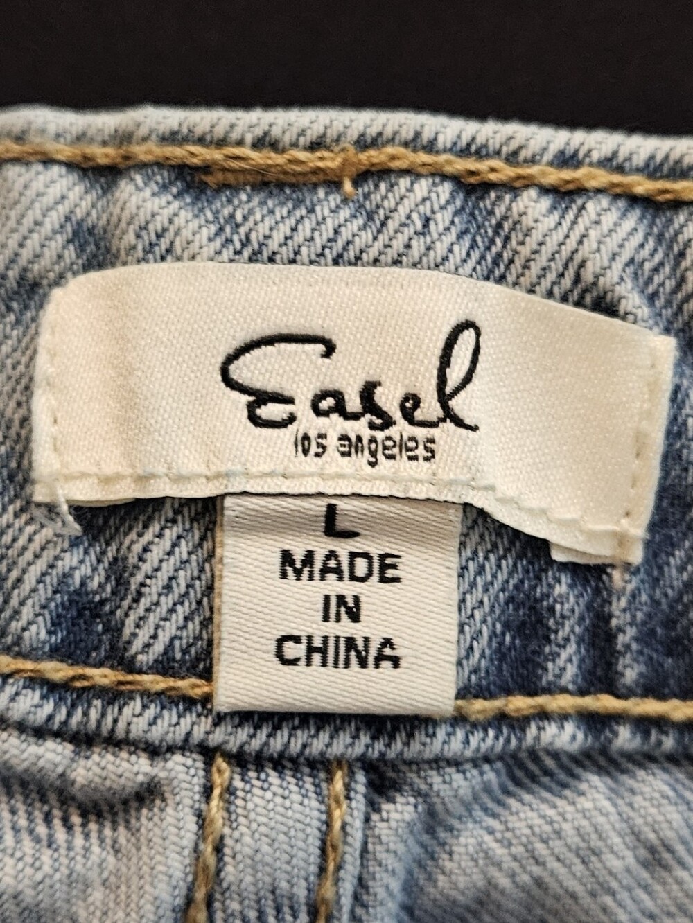 Easel Distressed Patchwork Light Wash Jeans Size L (29) - Picture 4 of 4